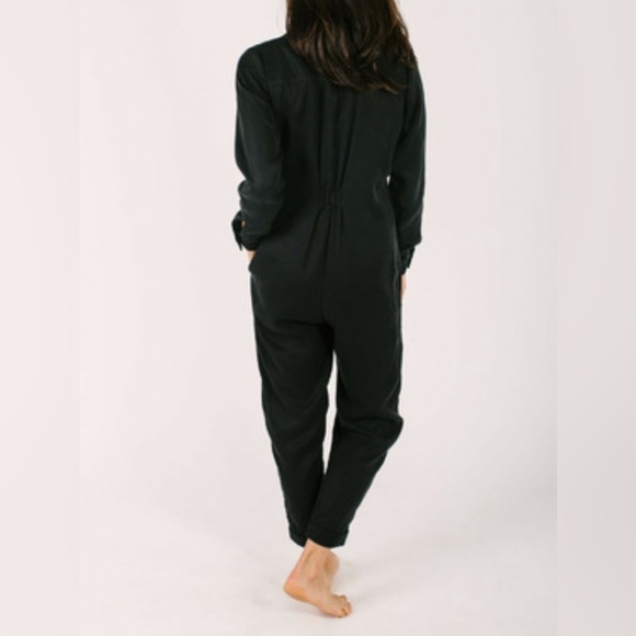SMASH + TESS Sz M Zipper Jumpsuit 100% Tencel Pockets Collar in Barely Black - Picture 1 of 13
